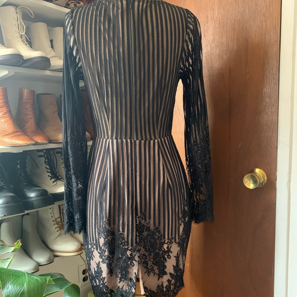 STYLESTALKER CONFIDENTIAL BLACK DRESS - Picture 3 of 7